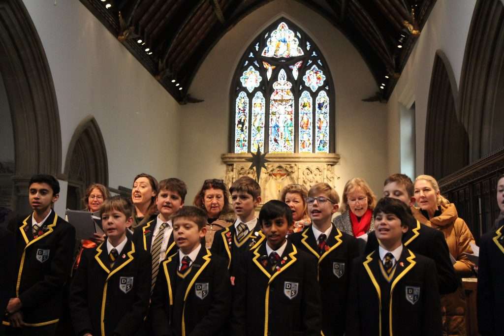 Davenies School