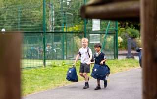 Davenies School