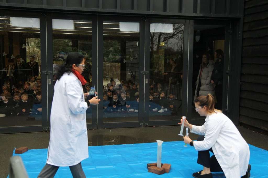 Davenies School