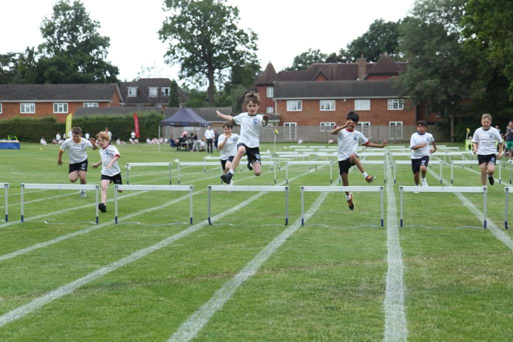 Davenies School