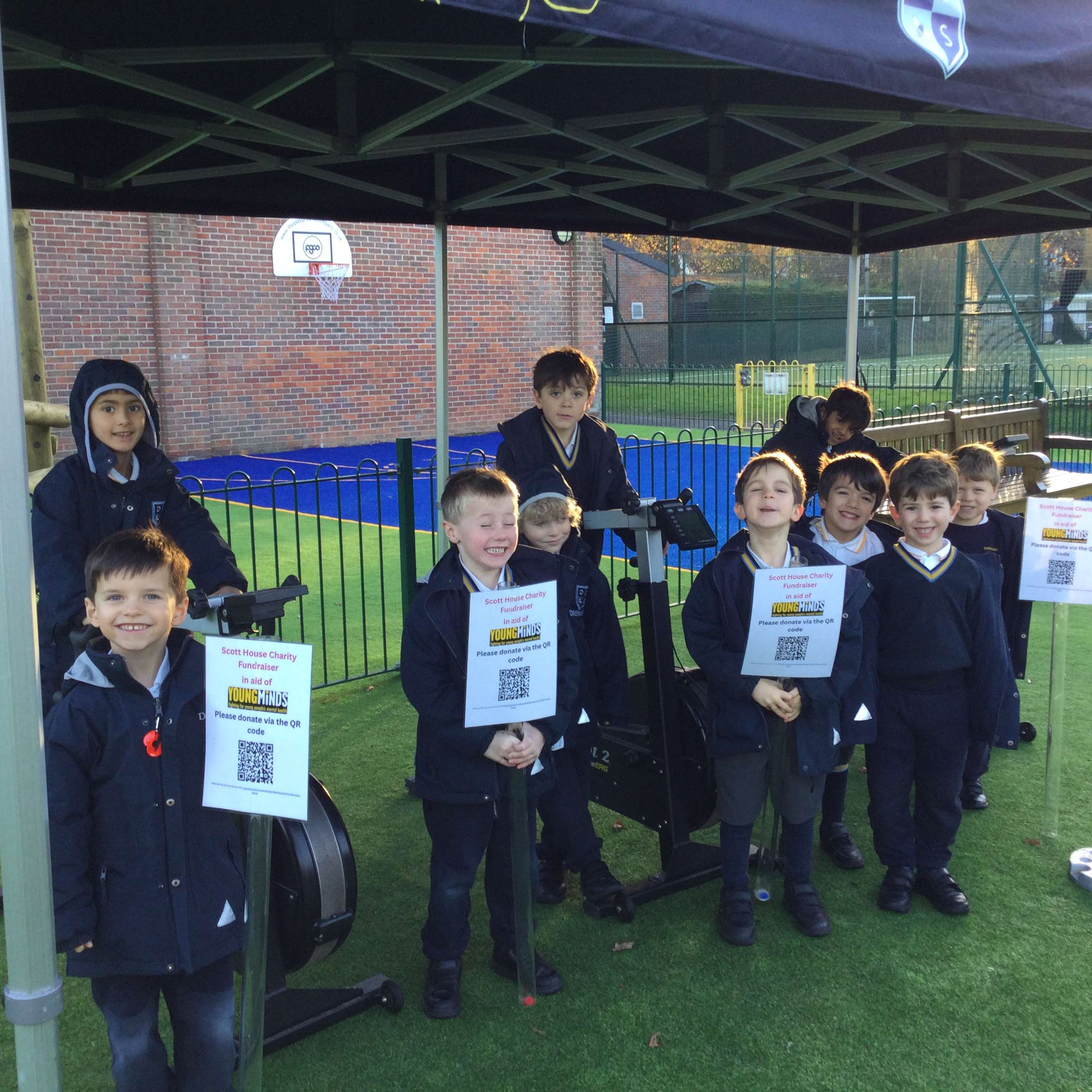 7CD3254B-EC4C-4DCB-B0BA-2E3A82717081 Davenies School