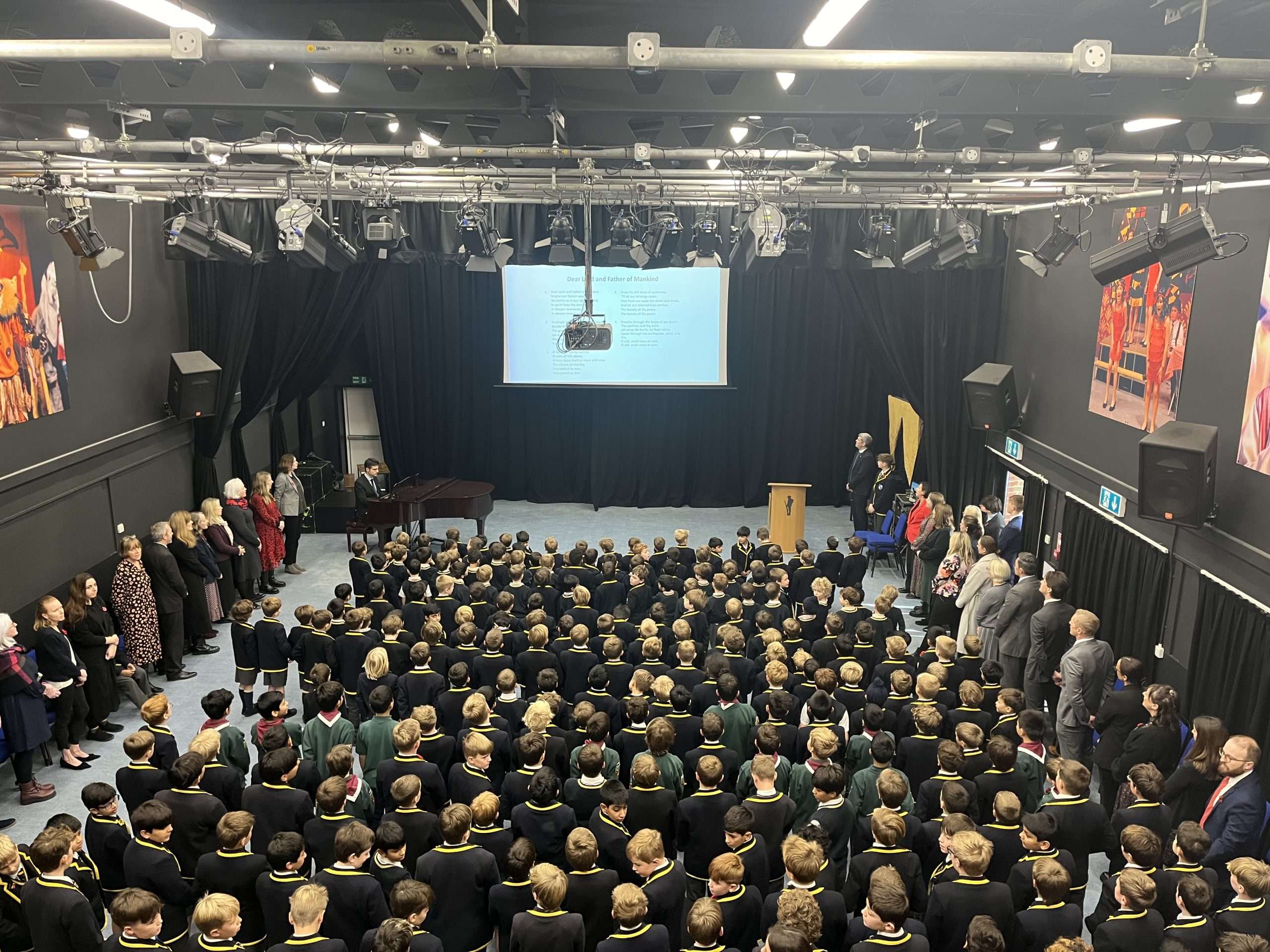 Davenies School