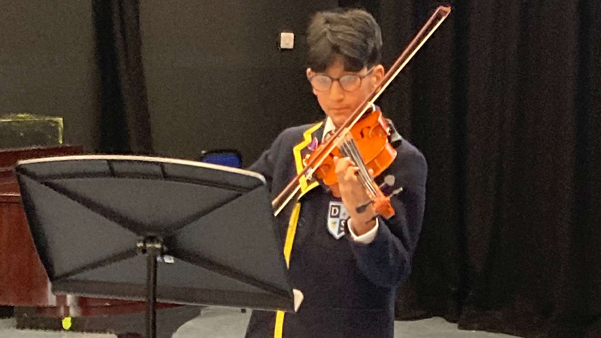 music website Davenies School