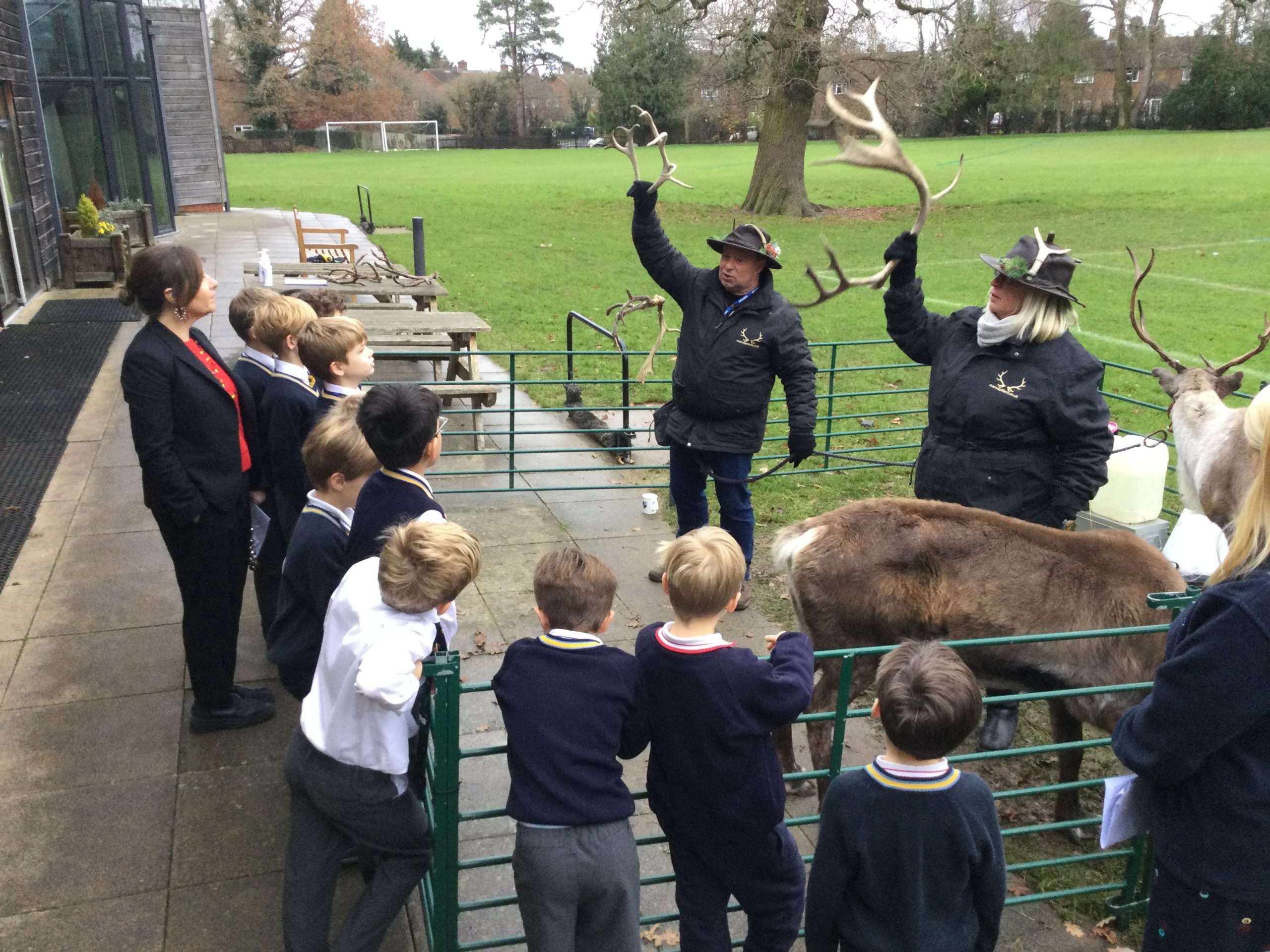 Davenies School