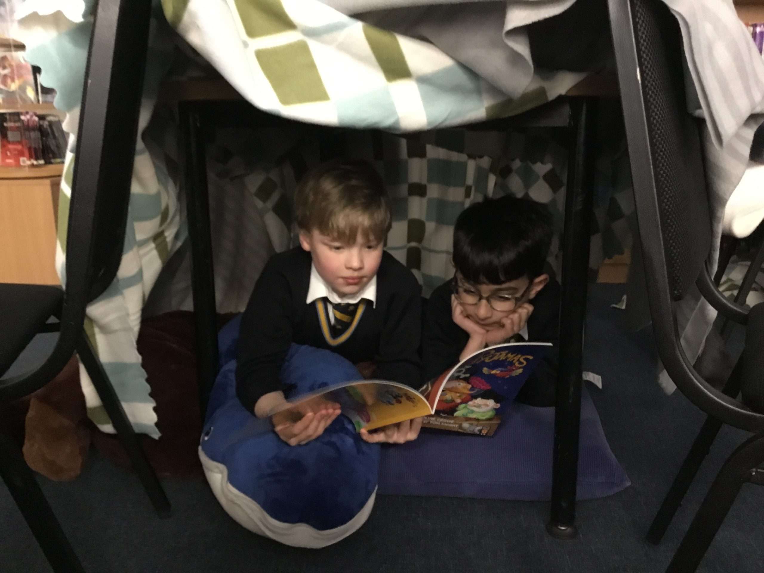 Den 3 Davenies School