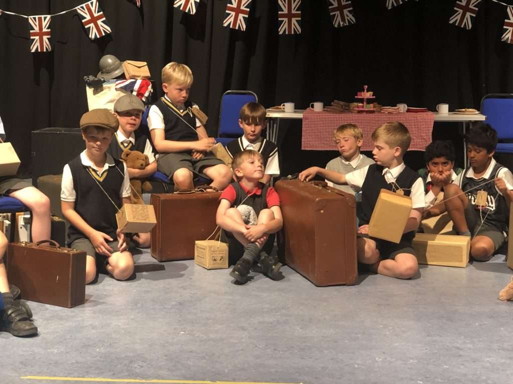 Davenies School