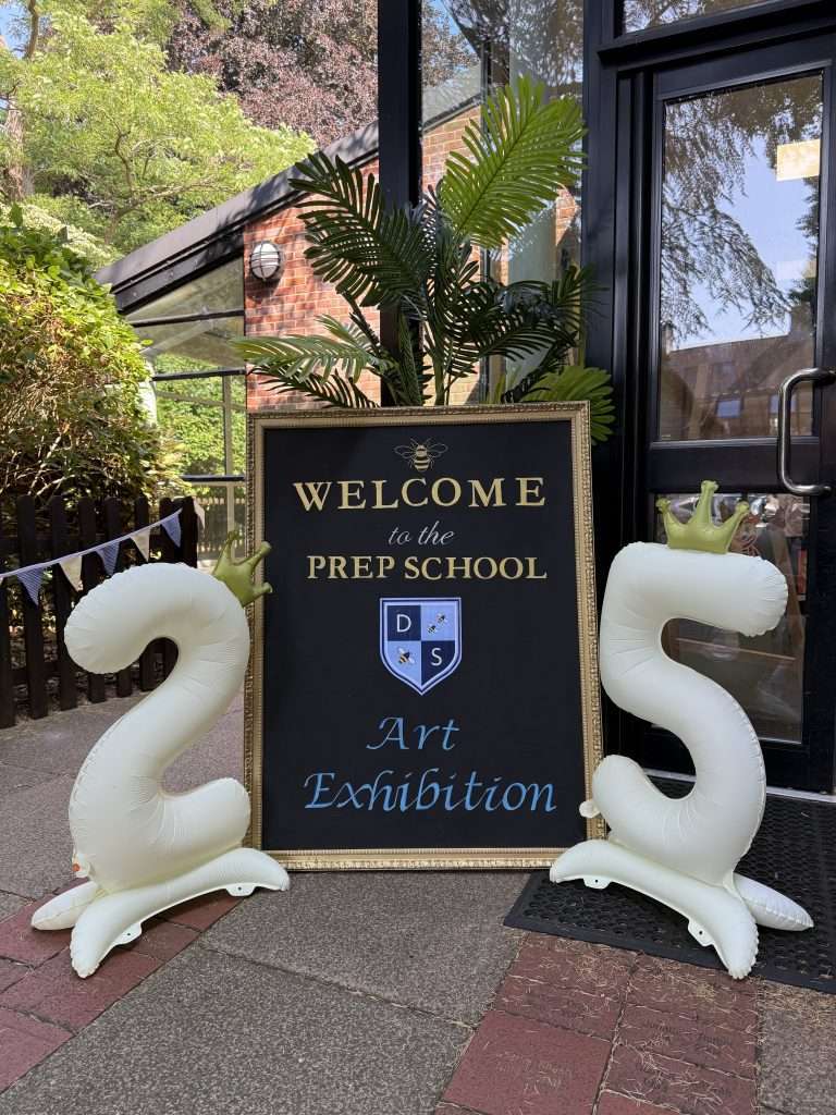 Davenies School