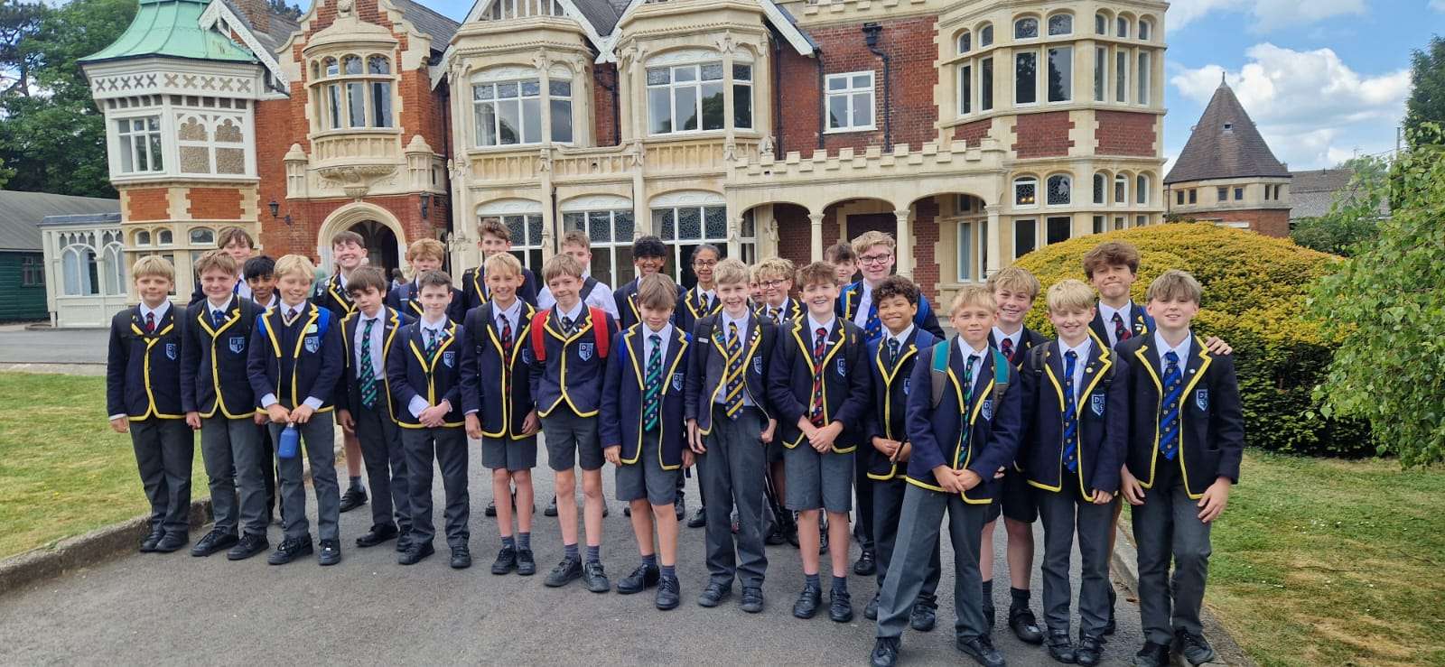 WhatsApp Image 2025-05-23 at 12.06.17_ba78f7a0 Davenies School
