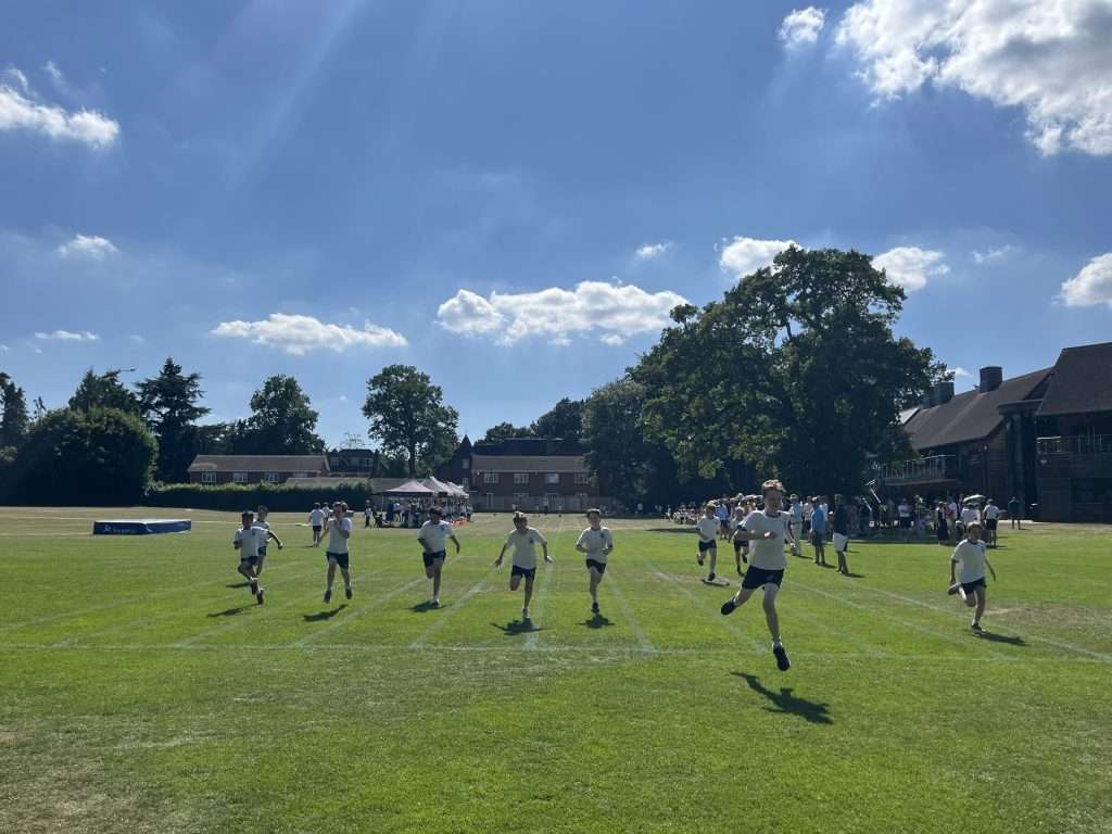 Davenies School